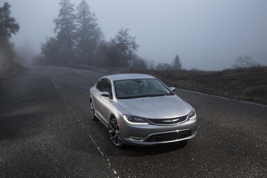  Chrysler 200C (UF) 2014 года  (фото 37 из 50)